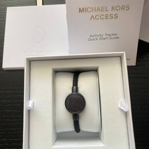 Fitness activity tracker